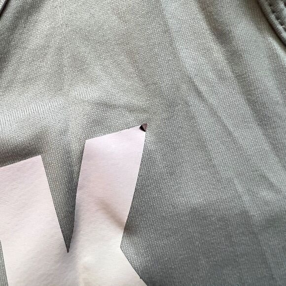 PINK Active Victoria's Secret Tank Top Size S Gray Racerback - Picture 4 of 10